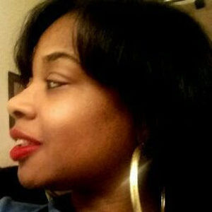 Meet your Posher, Dee